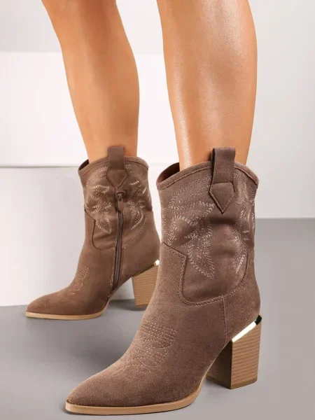 Botine Inny bej