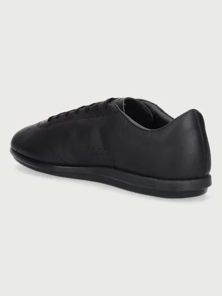 Кожаные кроссовки Lacoste