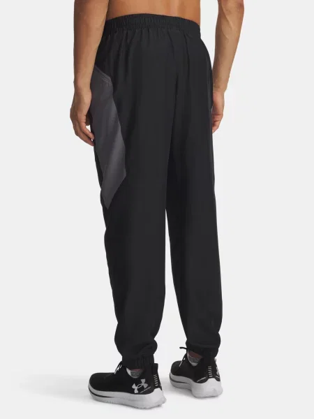 Pantaloni sport Under Armour negru