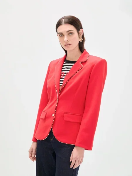 Lola Casademunt Sacou roșu