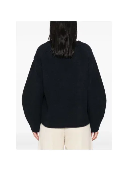 Sweter Soft Goat z dekoltem w serek niebieski