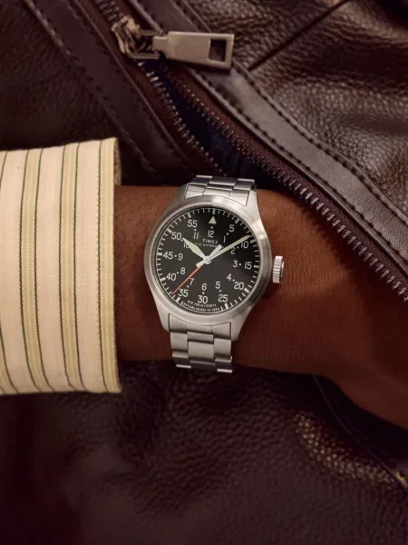Ceas Timex negru