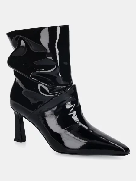 Боти Pollini с тънък черно
