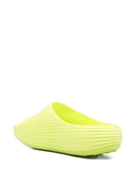 Šľapky Nike žltá