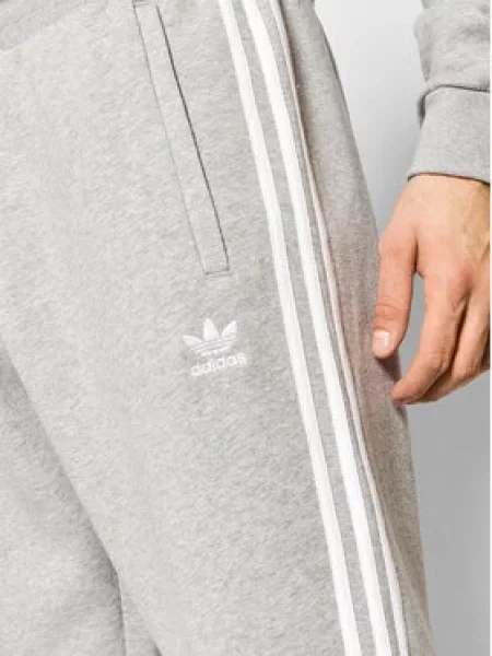 Adidas Sportinės kelnės Classics Fitted Fit pilka