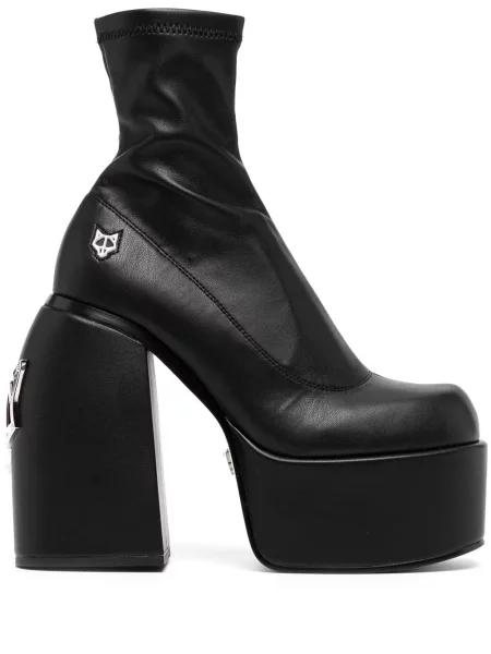 Platforminiai batai Naked Wolfe su platforma juoda už 352