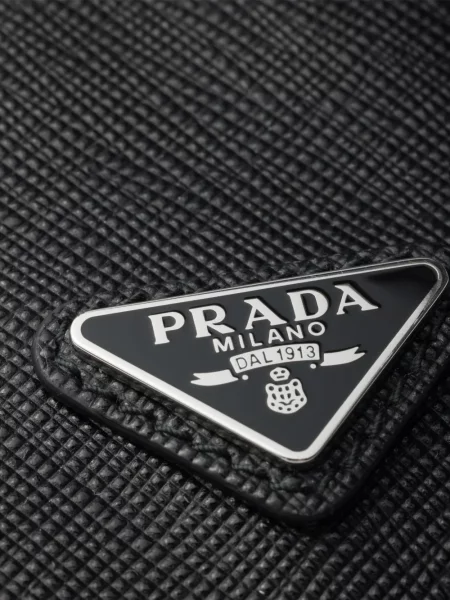 Portofel Prada din piele negru