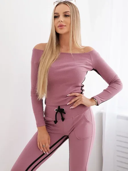 Komplet dresowy Kesi w paski różowy