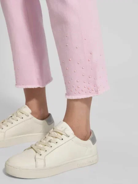 Jeansy krój slim fit z frędzlami Marc Cain różowe