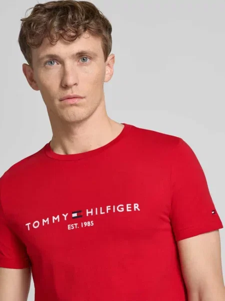 Tommy Hilfiger t-shirt z aplikacją czerwony