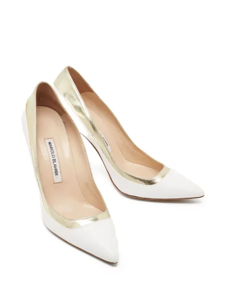 Pantofi cu toc Manolo Blahnik din piele alb