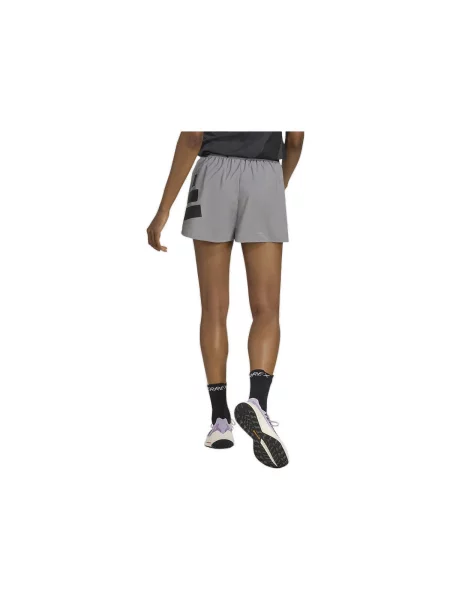 Šortky Adidas sivá