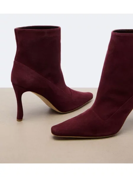 Cizme scurte Manolo Blahnik din piele de căprioară