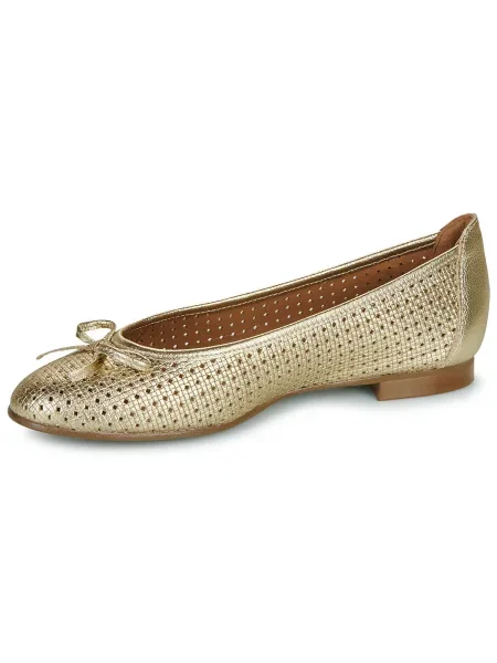 Pantofi Betty London auriu