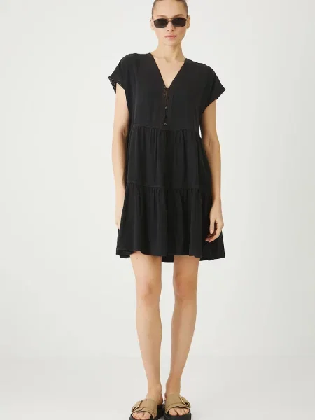 Obleka Medicine črna