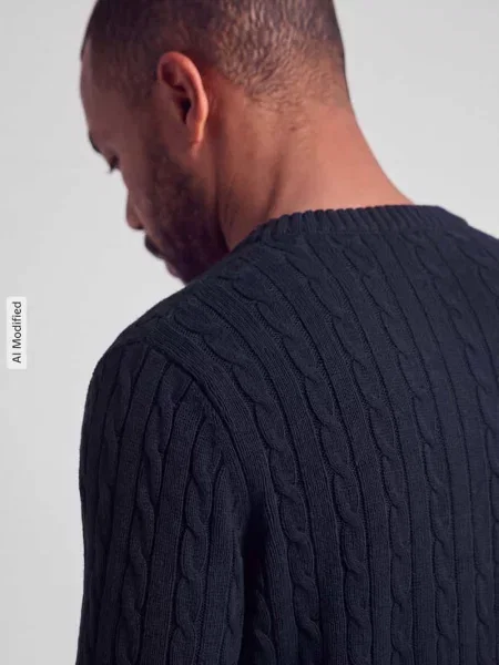 Sweter z dzianiną w warkocze Selected granatowy