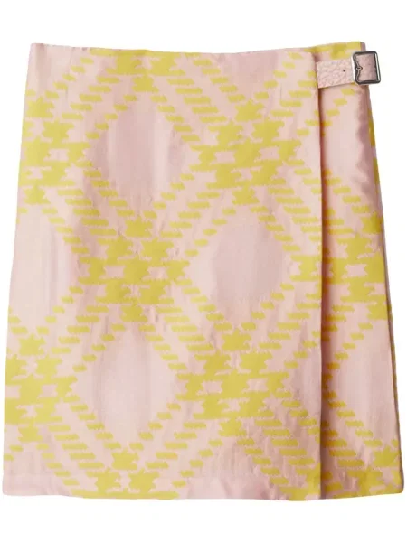 Fusta plisata Burberry în carouri plisată roz