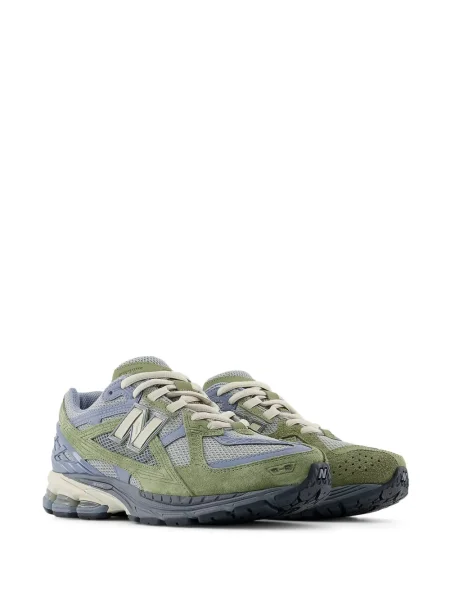 Sneakerși New Balance de in fără toc gri