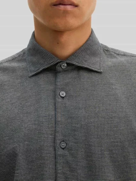 Koszula casualowa o kroju regular fit z zapinanymi na mankietami Marc O'polo granatowa
