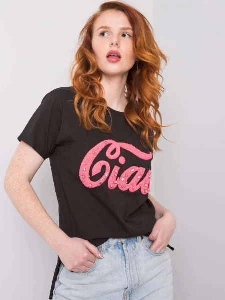 Tricou Fashionhunters cu aplicații negru