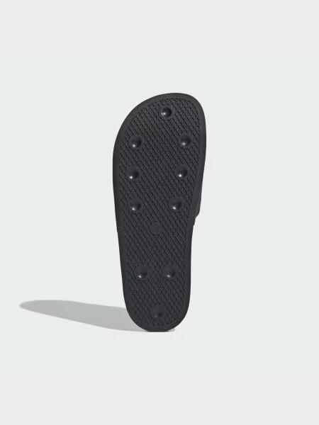 Кожаные шлепанцы Adidas черные
