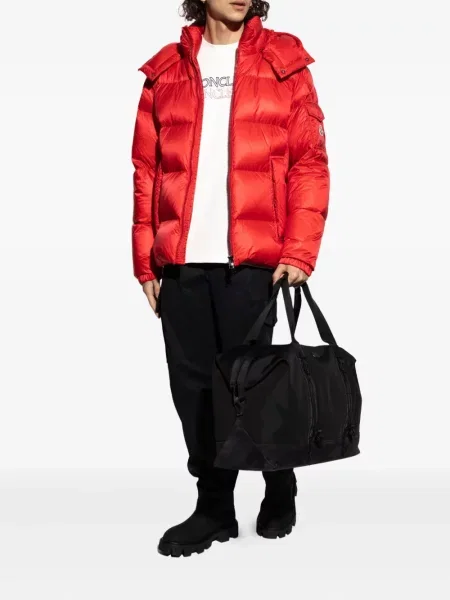 Geacă Moncler cu glugă roșu
