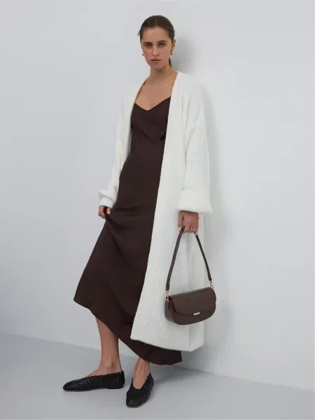 Кардиган Estro молочний вовна/акрил