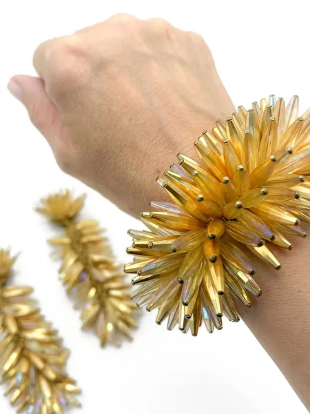 Обеци Jennifer Gibson Jewellery мъниста златисто