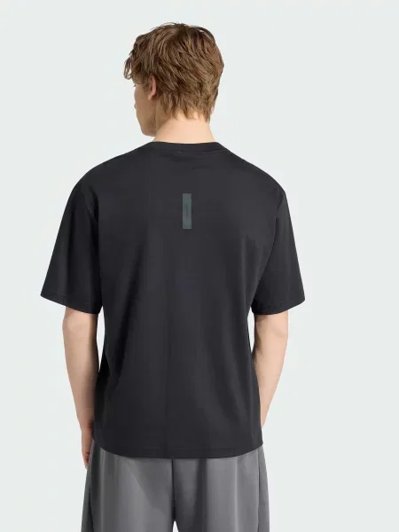 Футболка Adidas черная