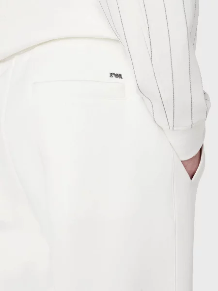 Спортивные штаны Emporio Armani белые