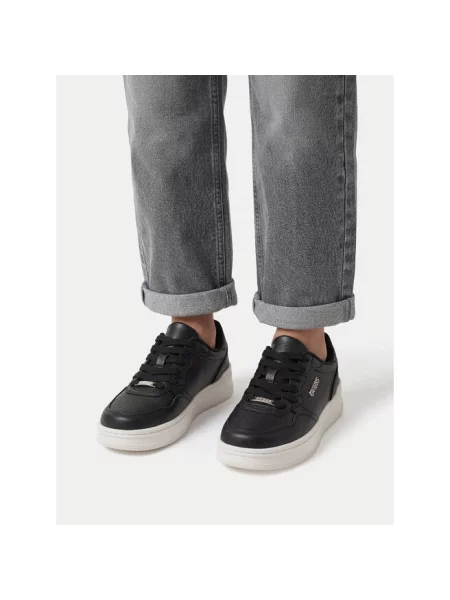 Sneakersy Guess czarne