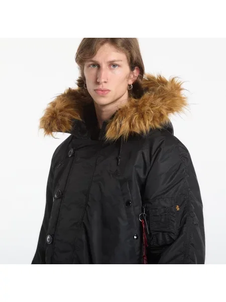 Яке Alpha Industries черно