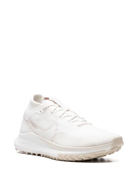 Sportbačiai Nike Phantom balta