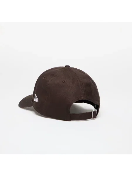 Шапка с козирки New Era кафяво