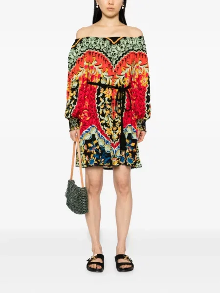 Rochie mini Alice + Olivia de costum roșu