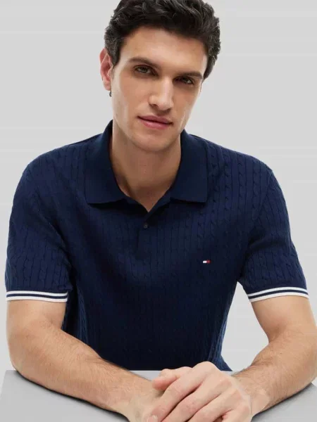 Koszulka polo o kroju regular fit z czystej bawełny Tommy Hilfiger granatowa