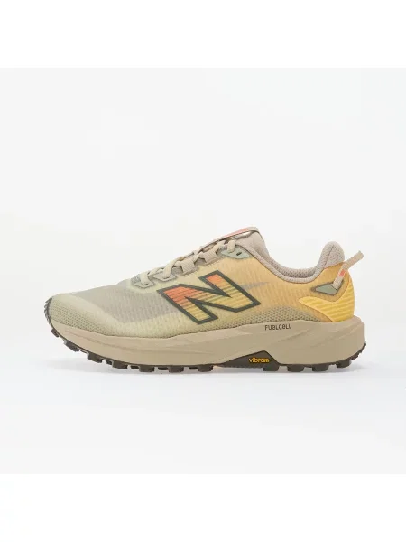 Кросівки New Balance FuelCell білі