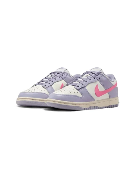 Pantofi Nike roz