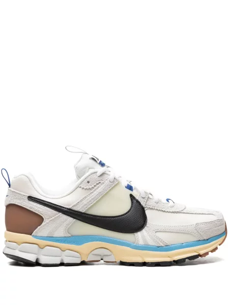 Retro stiliaus sportbačiai Nike LeBron balta