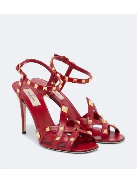 Sandale Valentino Garavani din piele slingback roșu