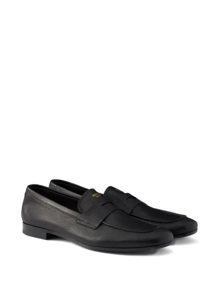Pantofi loafer Prada din piele negru