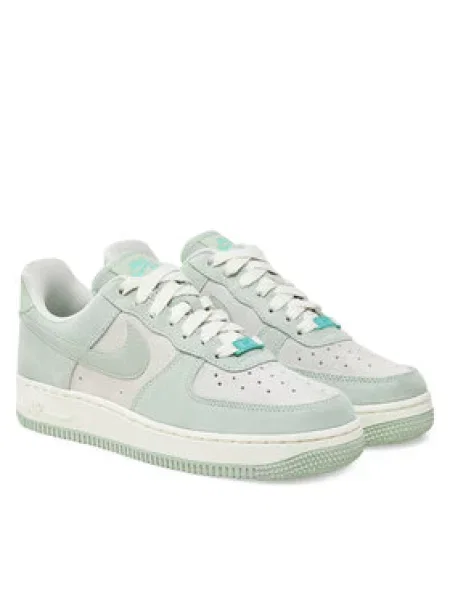 Nike Sneakersy Air Force 1 07 zelená