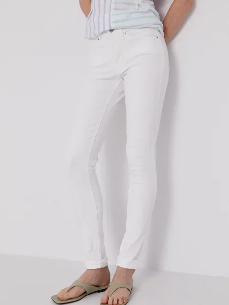 Jeansy o kroju slim fit z 5 model białe
