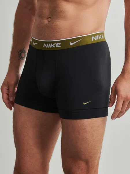Strečové nohavičky Nike čierna
