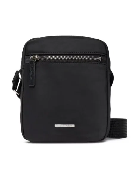 Torba za okrog pasu Calvin Klein črna