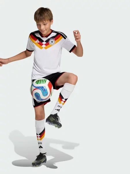 Детские спортивные шорты Adidas черные