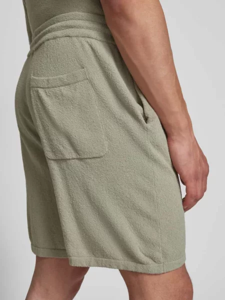 Szorty z dzianiny dresowej o kroju regular fit z fakturowanym wzorem model ‘FRANKIE’ Only & Sons