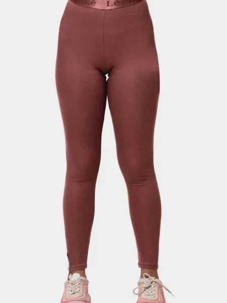 Лосини червоні