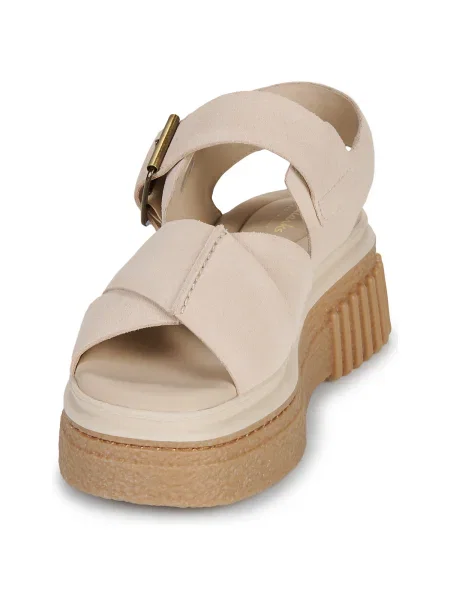 Pantofi Clarks bej