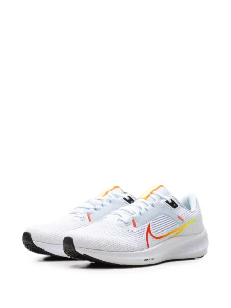 Nėriniuotos bėgimas bėgimo bateliai Nike Pegasus balta